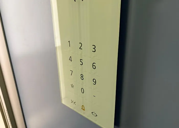 Daire Rocha Branco *